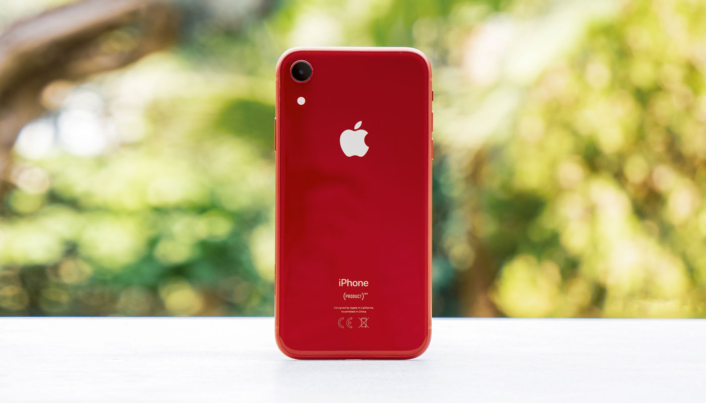 iPhone 12 නිකුත් කිරීමෙන් අනතුරුව iPhone XR සහ iPhone 11 Pro යන ජංගම දුරකථන නිශ්පාදනය නවත්වා දැමීමට සූදානම් වන ලකුණු