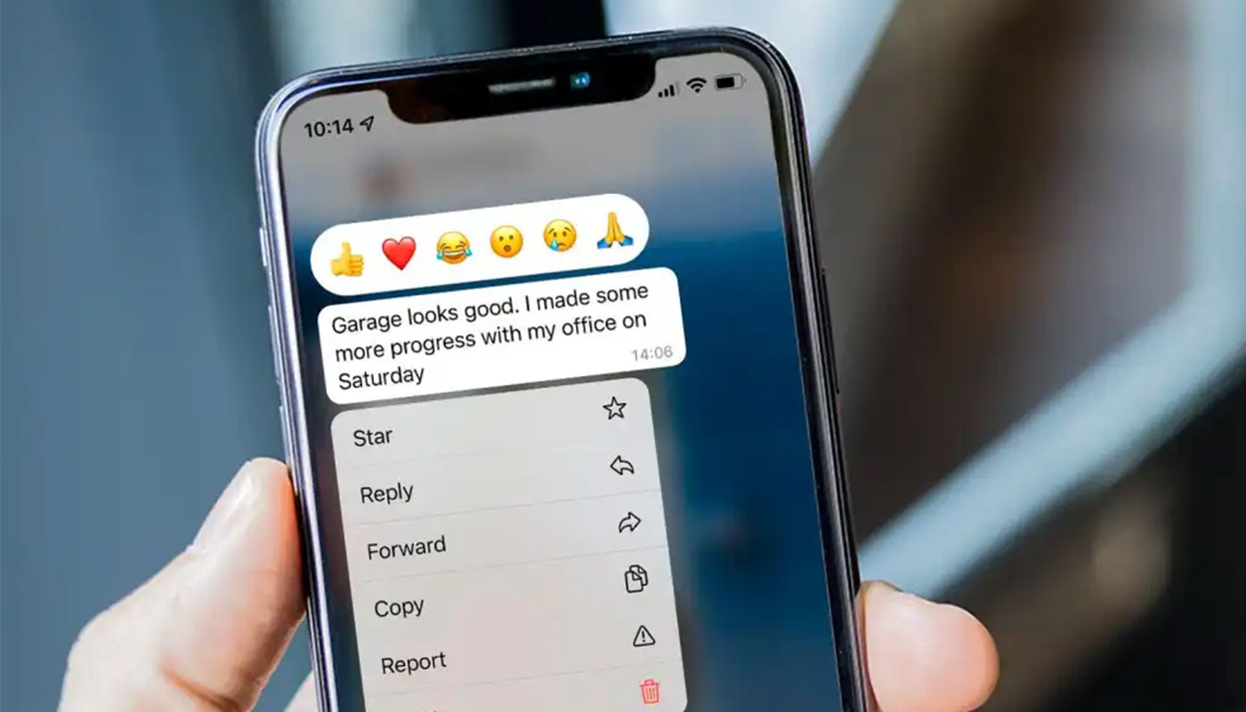 WhatsApp හි ඕනෑම emoji එකකින් පණිවිඩ වලට react කිරීමට හැකියාව ලබාදෙයි