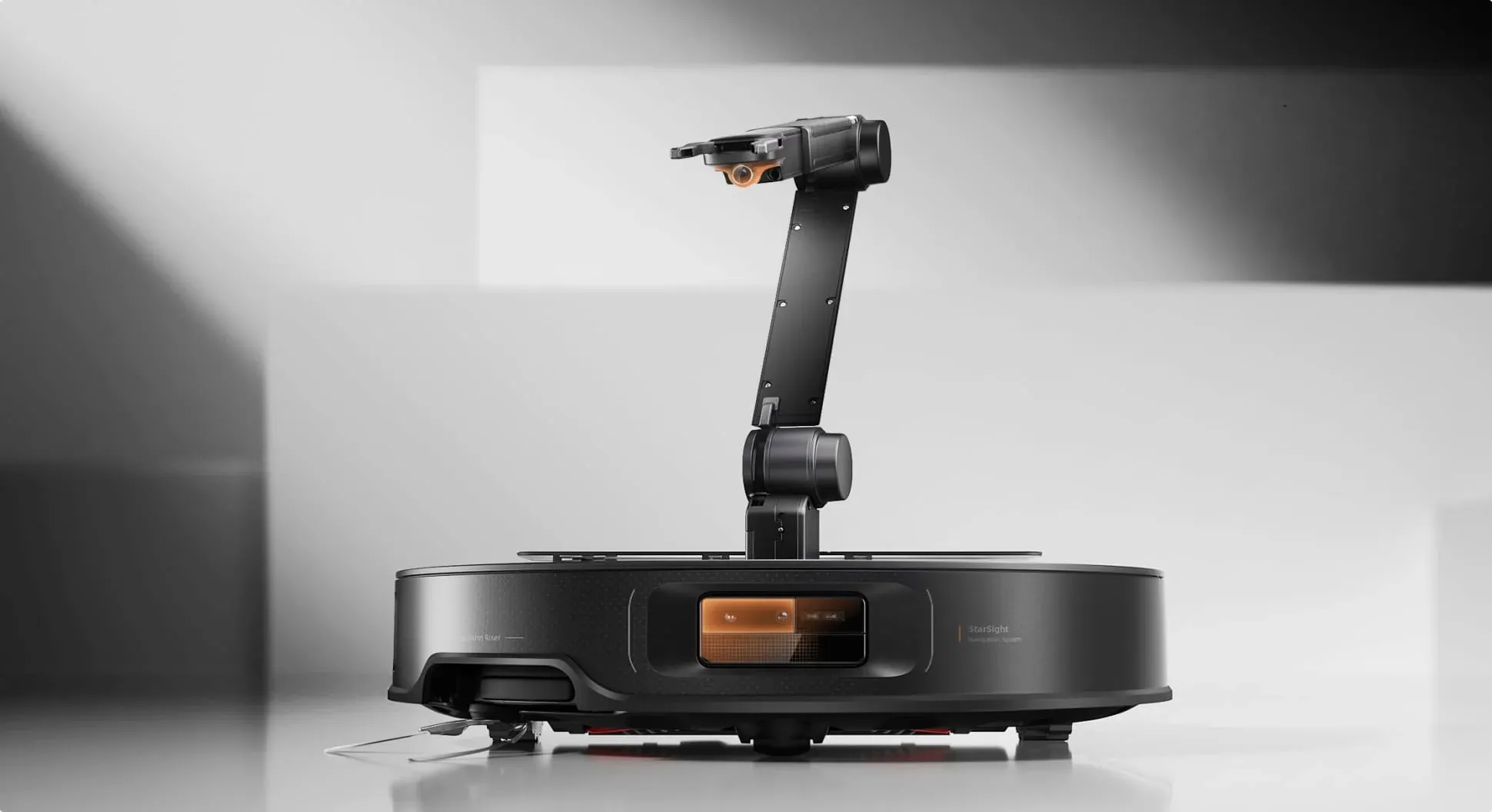 roborocks-roomba-competitor-gets-a-robot-arm