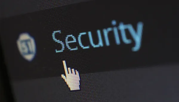 Credit card මිලියන 15ක තොරතුරු සොරාගත් යුක්රේන hackers ලා අත්අඩංගුවට ගනියි