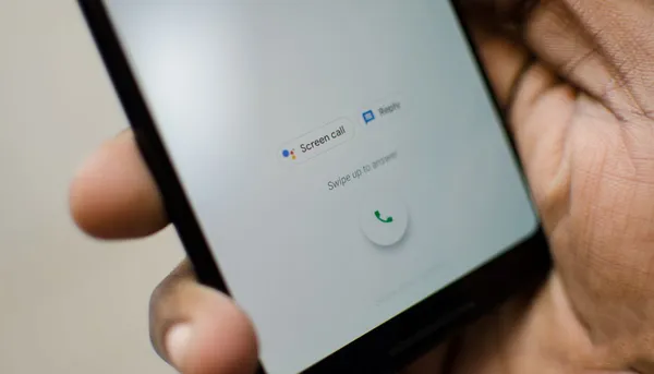 Google Phone app එක සඳහා Verified Calls පහසුකම හඳුන්වාදීමට Google සමාගම කටයුතු කරයි