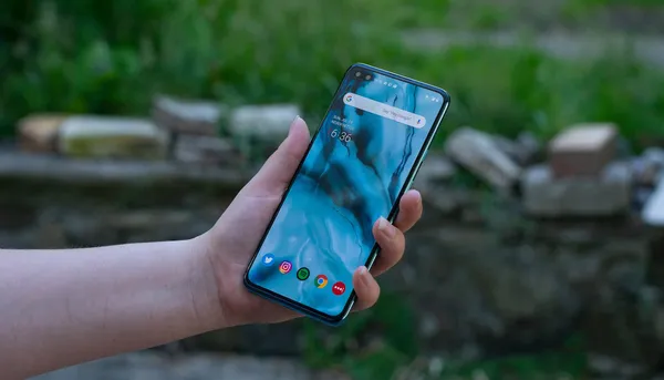 OnePlus සමාගම විසින් ඔවුන්ගේ නවතම mid-range ජංගම දුරකථනය වන OnePlus Nord එළිදැක්වීමට කටයුතු කරයි