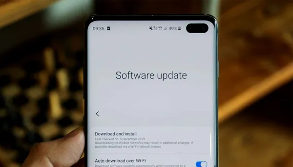 Galaxy S10 ජංගම දුරකථනයේ සිට ප්‍රධාන Android සංස්කරණ 3ක් දක්වා updates ලබාදීමට Samsung සමාගම තීරණය කරයි