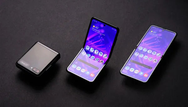 අනාගත Foldable devices සඳහා Ultra Thin Glass එකක් නිර්මාණය කිරීමට Samsung සමාගම Corning සමාගමත් සමඟ එකතු වෙයි