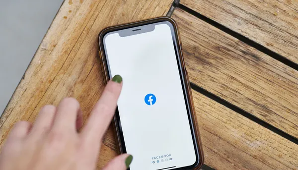 Facebook main app එකට නැවතත් voice සහ video calling පහසුකම එකතු කිරීමට Facebook ආයතනය සූදානම් වෙයි