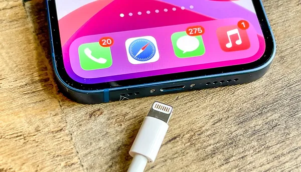 iPhone ඇතුළු සියලුම Smartphone සඳහා USB Type-C cable එක අනිවාර්ය කිරීමට යුරෝපා සංගමය සූදානම් වෙයි