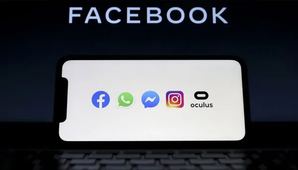 Facebook සමාගම මව් සමාගමක් යටතේ නැවත නම් කිරීමට සූදානම් වෙයි