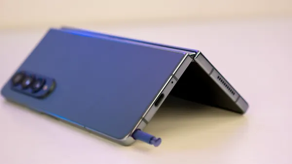 Galaxy Z Fold 5 හි In-built, S Pen Slot එකක් ඇතුලත් විය හැකි බවට වාර්තා